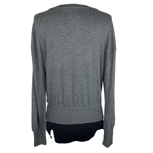 ✨Anthropologie Rocio Surplice Grey Sz Medium Top✨ - Picture 7 of 12